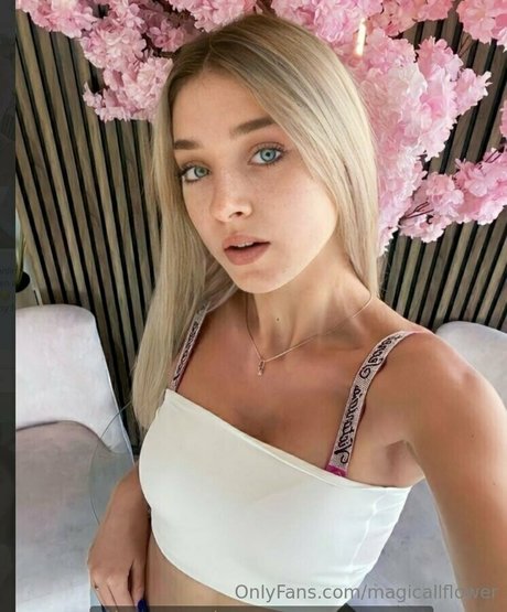 magicallflower beautiful pornstar img