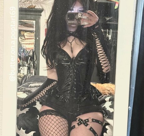 goth threesome onlyfans sexy xxx photos