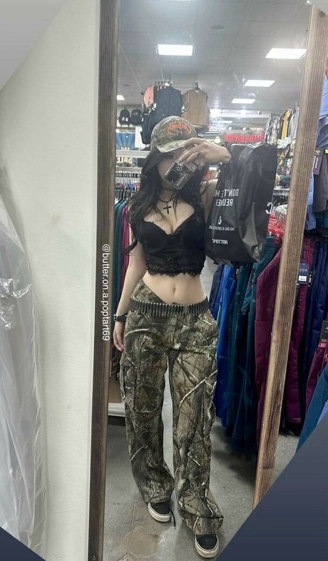 butter on a poptart69 pretty actress img