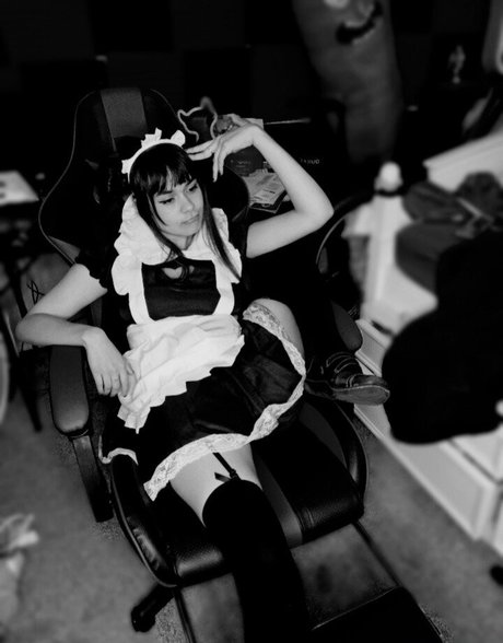 Sushimewew pretty actress picture