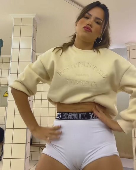 Taynah Smith sex pornstar img