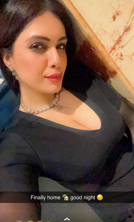 Nehhaa Malik nice star img