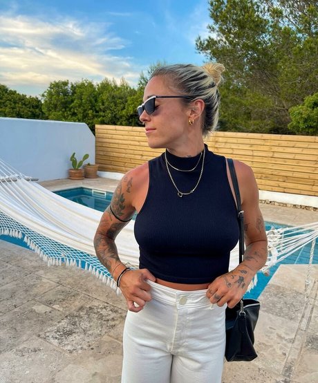 cougars onlyfans erotic img