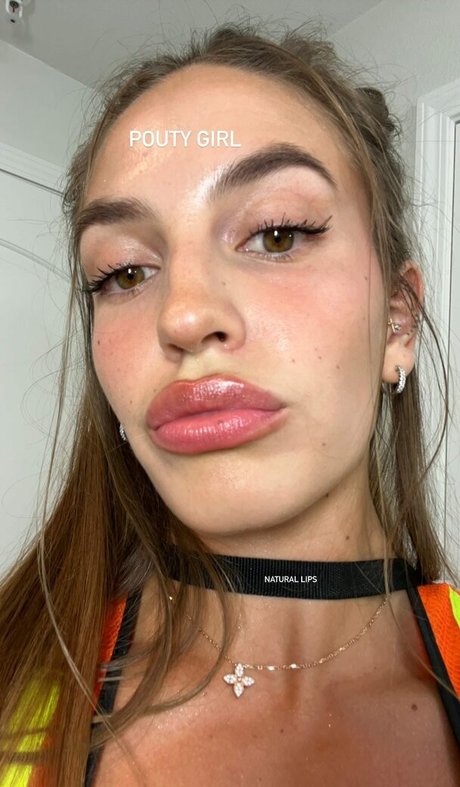 Angelina Maldonado model art pictures