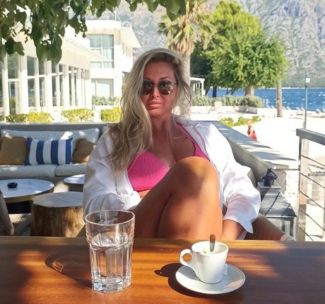 stepdaughter onlyfans hot sex images