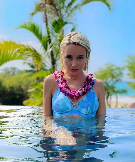 Klava Koka nudes pornstar picture