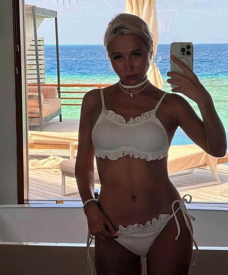 Klava Koka model perfect picture