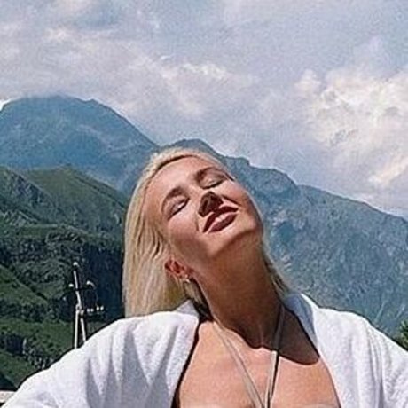 hippie onlyfans hot naked images