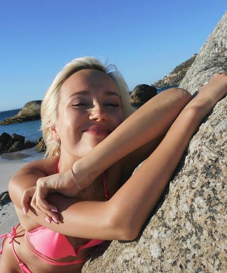 naked milf onlyfans top pics