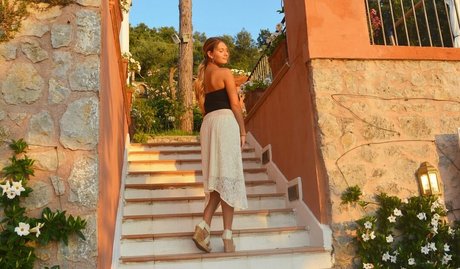 Sierra Bate art model galleries