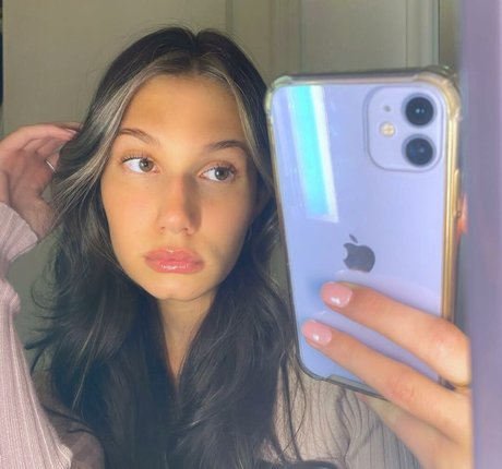 Sierra Bate star beautiful images