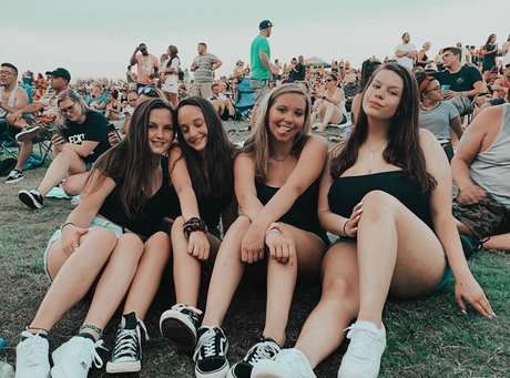 Rachel P pornographic model images