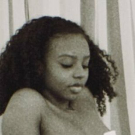 DivyaAdu star free galleries