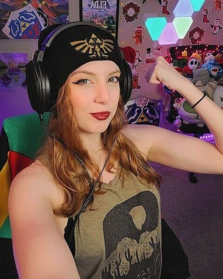 MaryMajora adult star archive