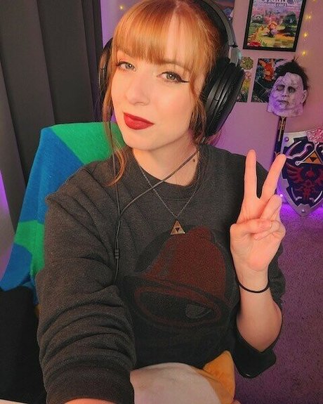 MaryMajora model free gallery