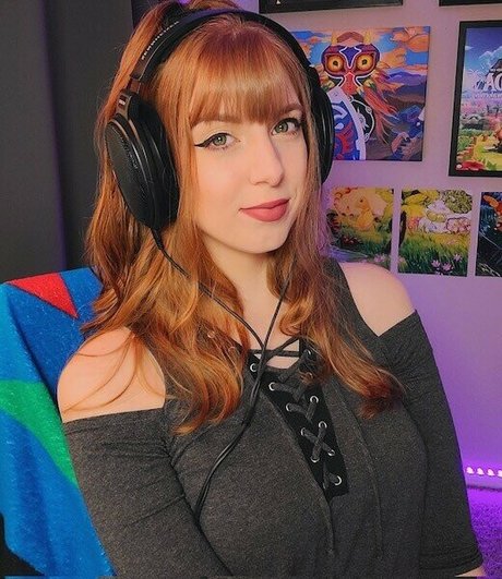 MaryMajora sexy model images