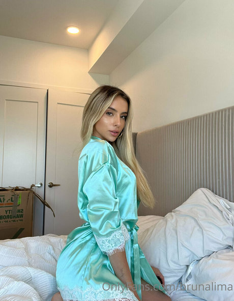 Bruna Lima pretty pornstar pictures