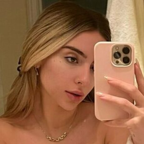 Bruna Lima pretty model gallery