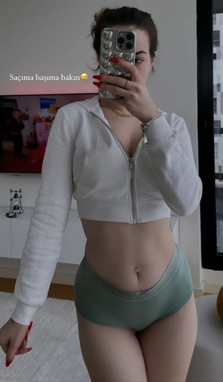 oznrgvn nude pornstar photo