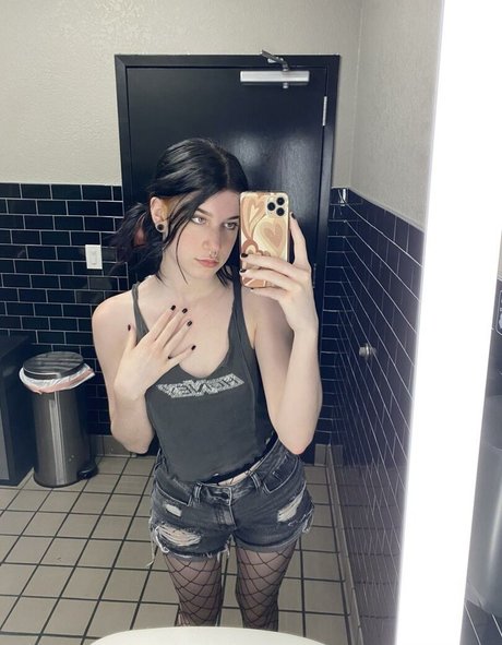 Trashpotatopie star naked photo