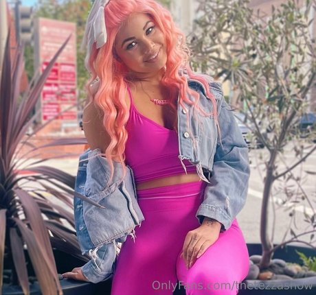 thetezzashow high quality model pics