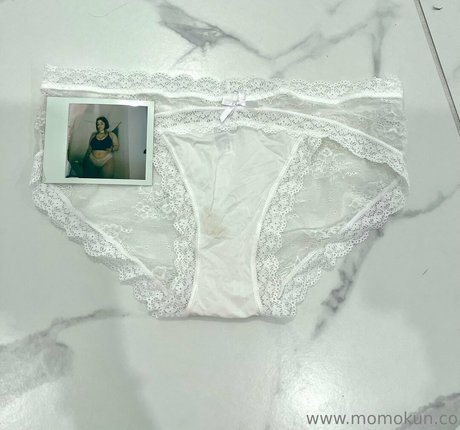 momokun star hd photos