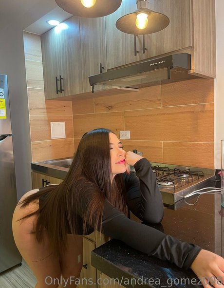 milf wife onlyfans naked images