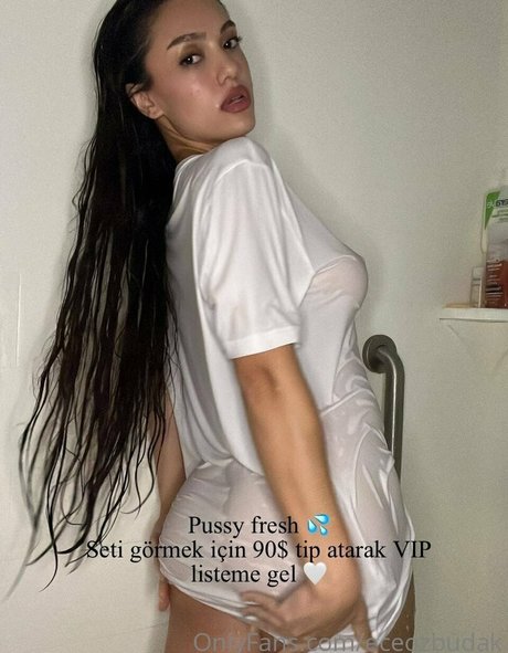 Ece Ozbdk pornstar hot photos