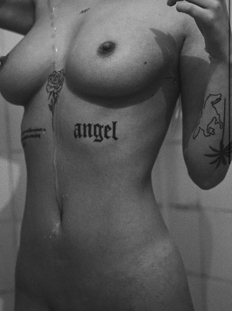 Lenkajzv nude model images