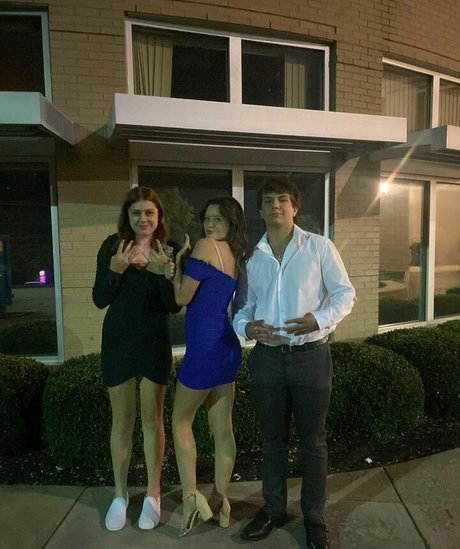 cute ass onlyfans art naked photo