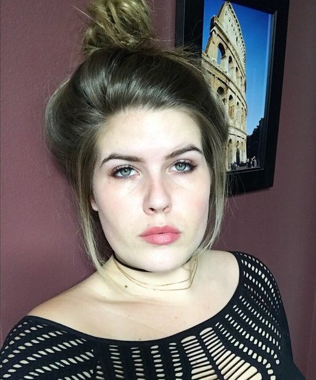 Erica Lindbeck pornstar free image