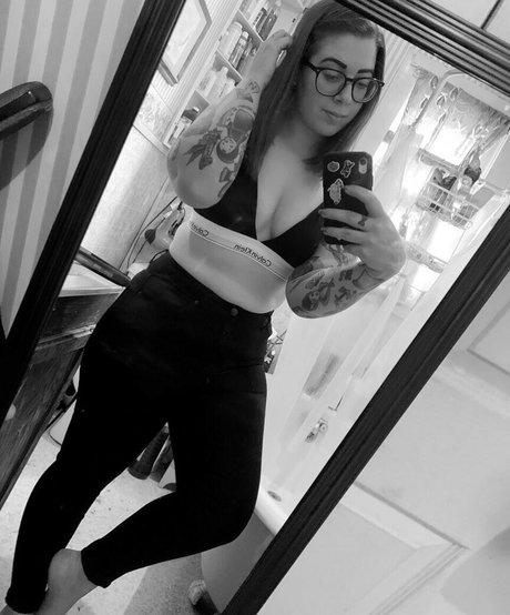 blonde xxx onlyfans xxx pictures