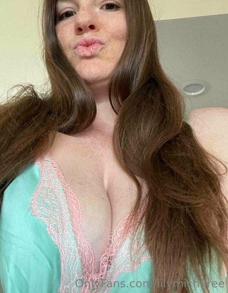 lilymichifree hot model images