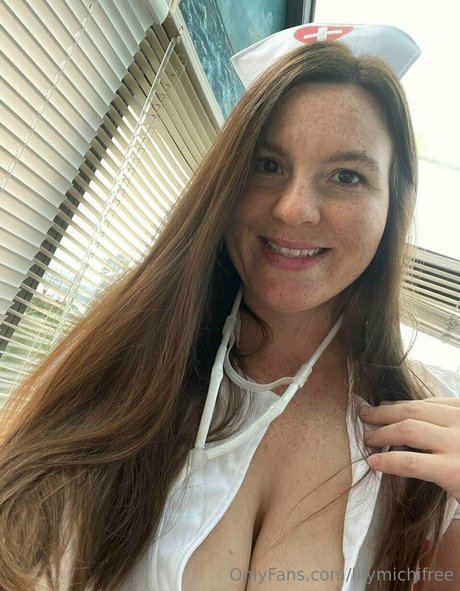 lilymichifree beautiful actress pics