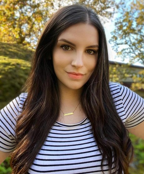 feet milf onlyfans hd images