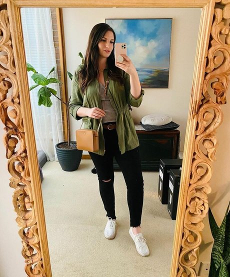 mom fuck onlyfans erotic picture