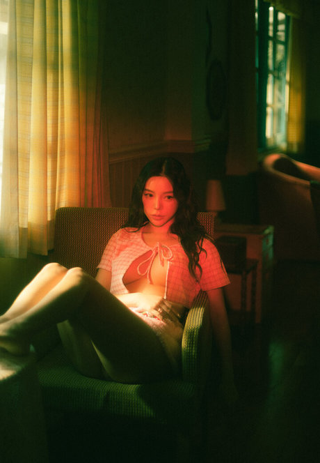 Nardear Montgod art model photos