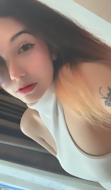 Yanna Davud free star archive