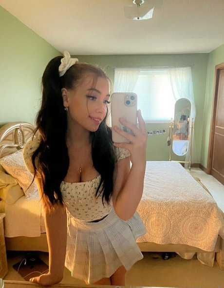 AutumnnStar adult star images