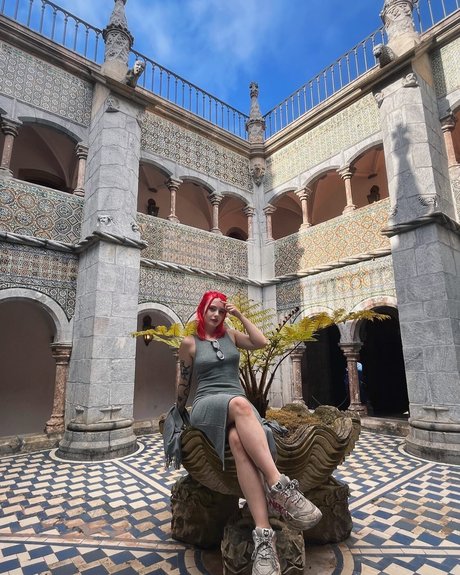 Doga Lamper_ star erotic pics