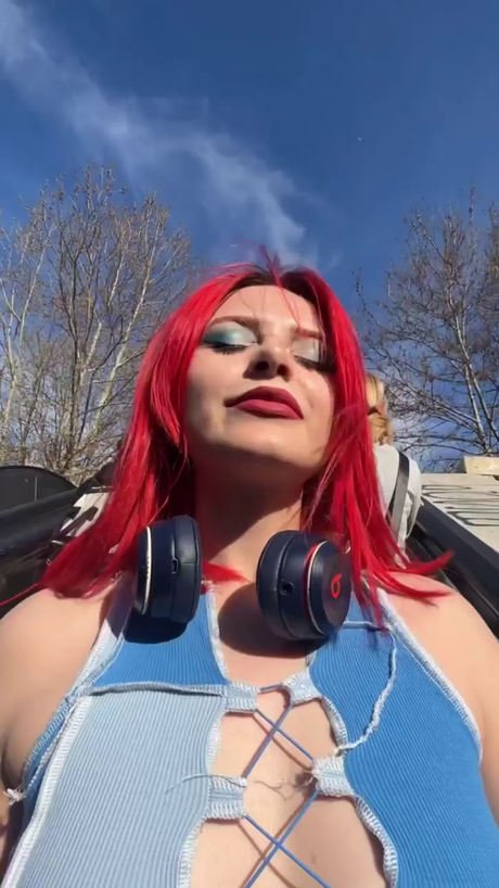 Doga Lamper_ star sexy images