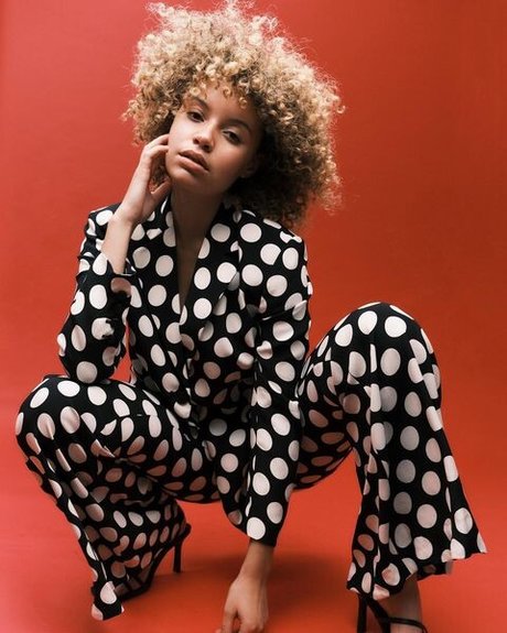 shemale fucks girl onlyfans sexy naked picture