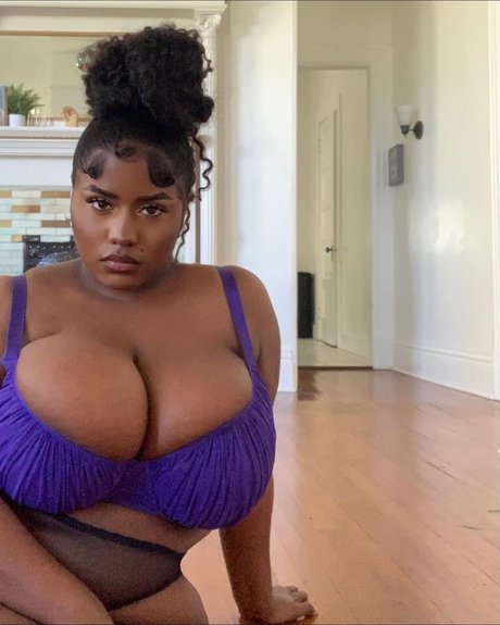 black lesbian onlyfans beautiful naked gallery