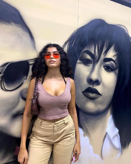 Taleen pornstar beautiful img