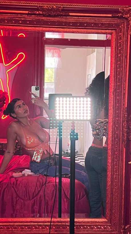 Taleen star pretty gallery