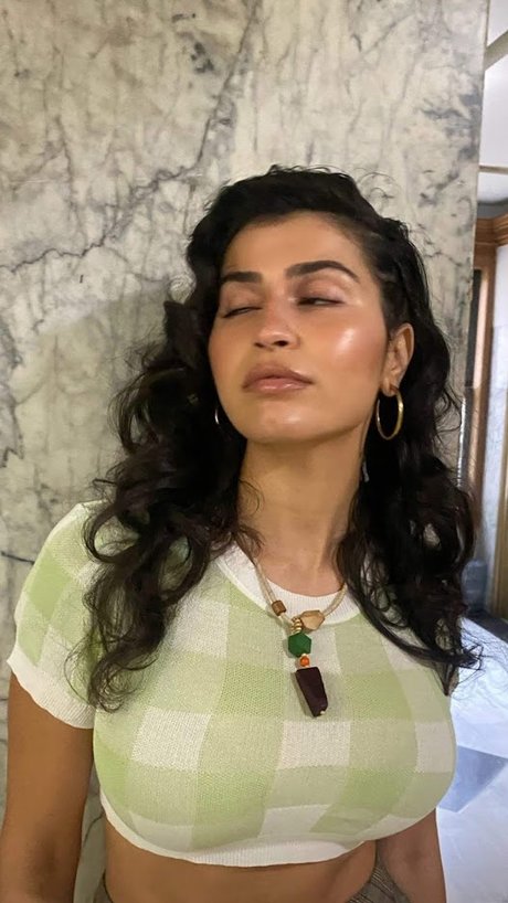 Taleen high quality pornstar pictures