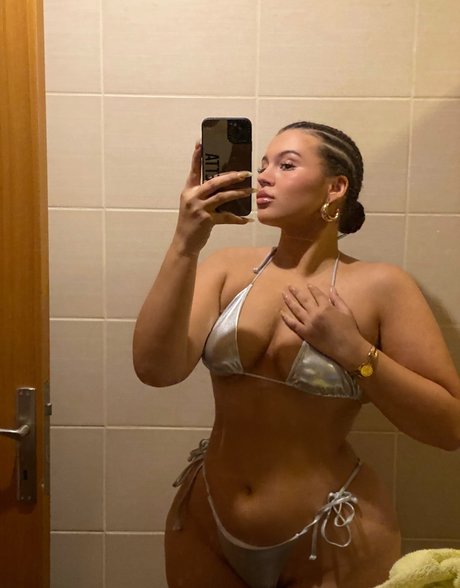 tiny onlyfans nudes gallery