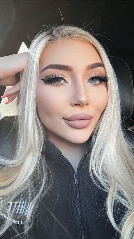 Brooke Michelle actress pics