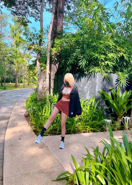 Byoru_ model exclusive picture