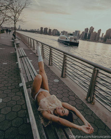 Karolys Ascanio free model image